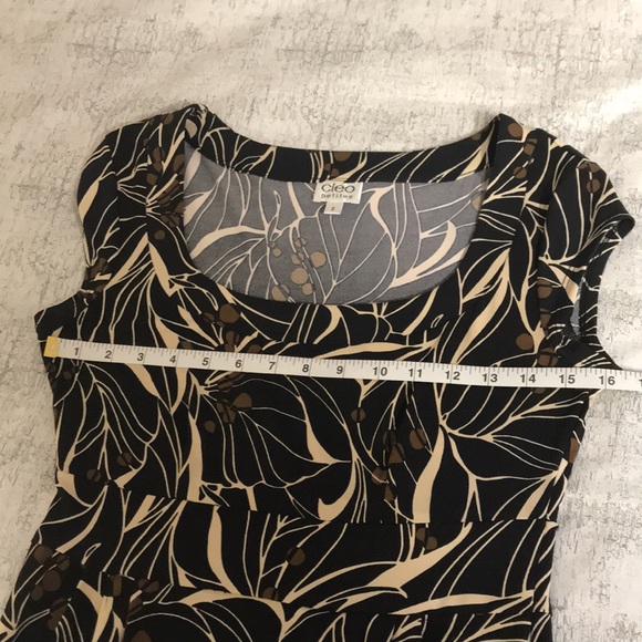 Pretty Black / Brown / Tan Pattern Flowy Cleo Mini / Cocktail Dress; Size 2P - Picture 12 of 13